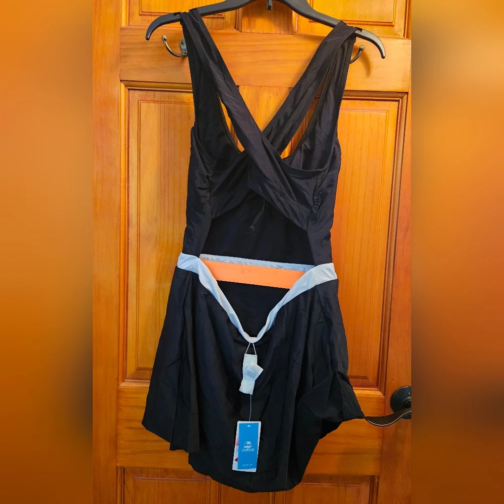 CUPSHE Black & White Crossback Cutout Swim Dress swimsuit XL NWT New